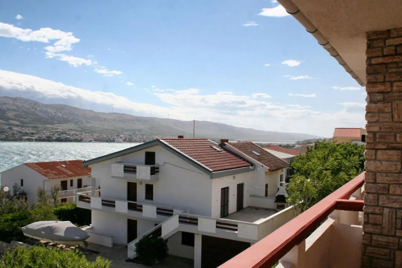 Apartments By The Sea Pag - 532 Pag Town