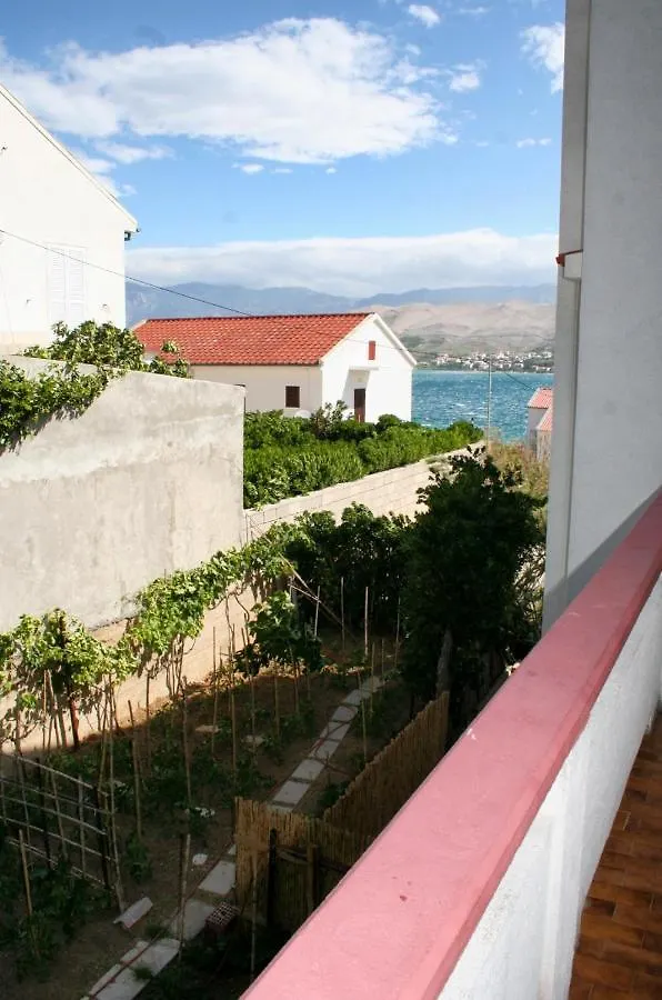 Apartments By The Sea Pag - 532 Pag Town