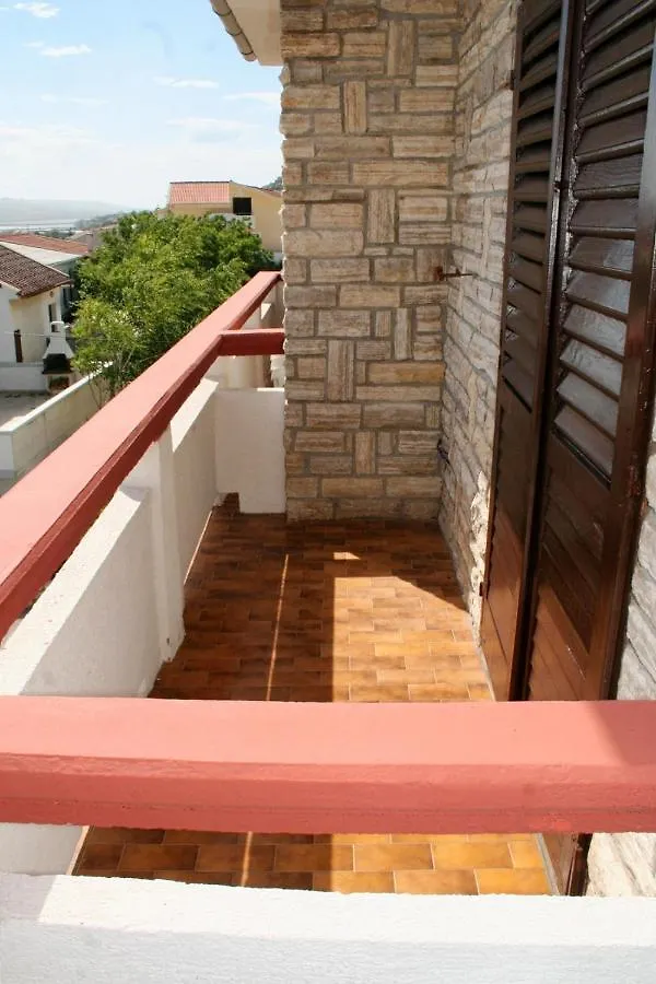 Apartments By The Sea Pag - 532 Pag Town